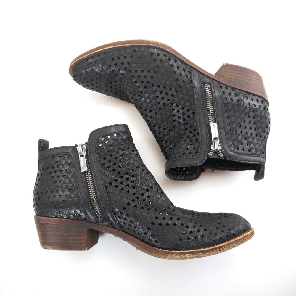Lucky Brand Women's Sz US 7.5 M Ankle Boots Laser Cut Perforated Black